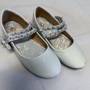 Parrosoo Toddler Girls White Size 13 Dress Shoes